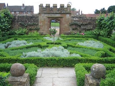 Garden on Medieval Garden Jpg