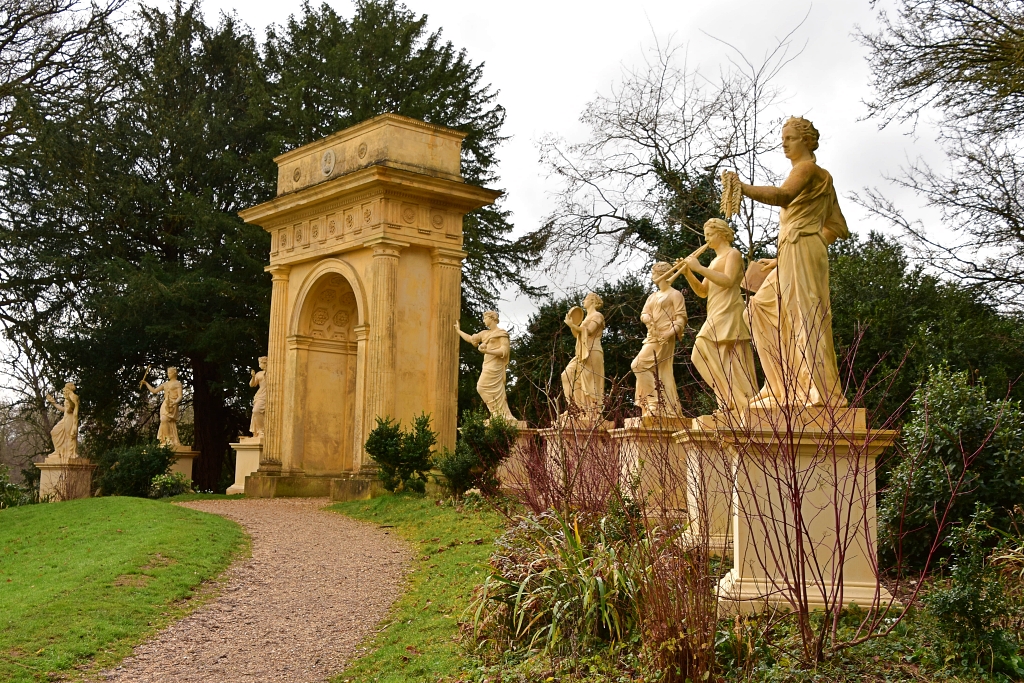 The Doric Arch and Ten Muses in Stowe Gardens