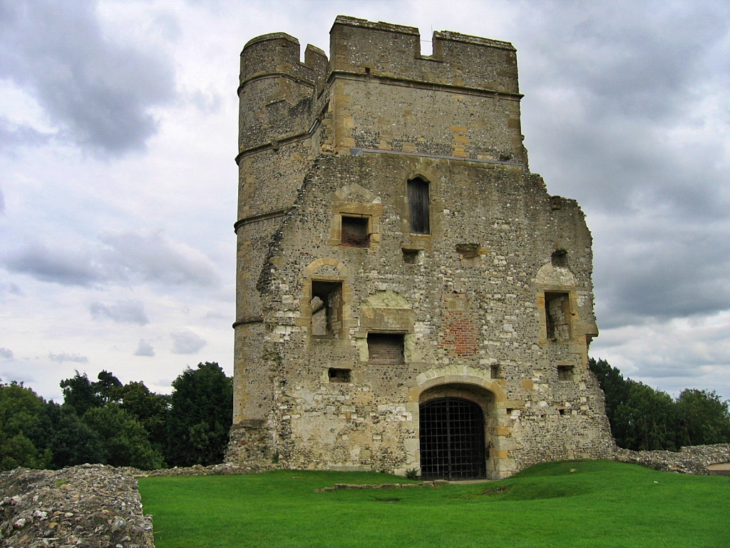 Donnington Castle Ruins