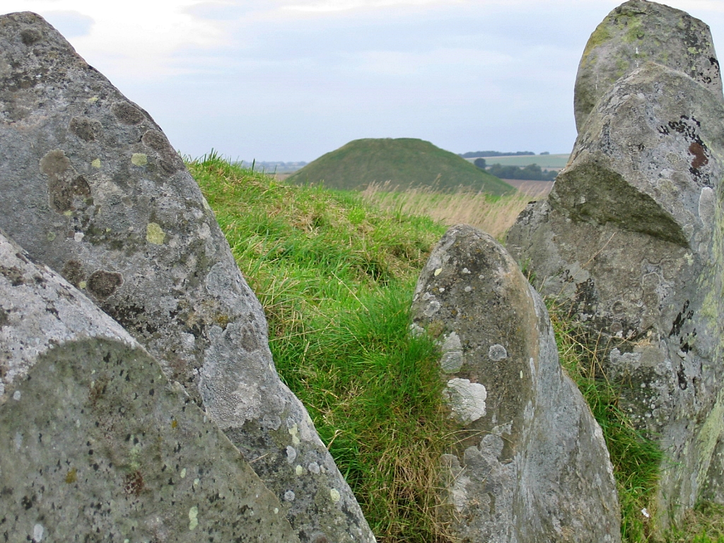 Entrance Stones of West Kennet Long Barrow & Silbury Hill © essentially-england.com