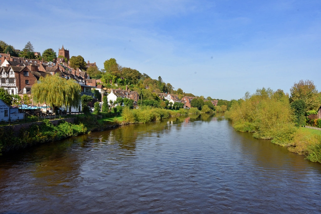 The River Severn Flowing Through Bridgnorth