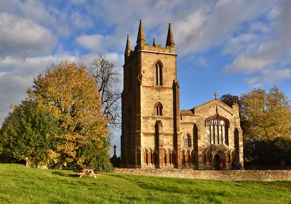 The Priory Church of St. Mary's © essentially-england.com