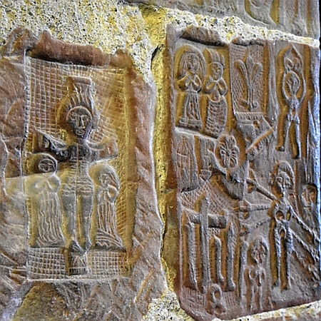 Prisoner Carving's © essentially-england.com