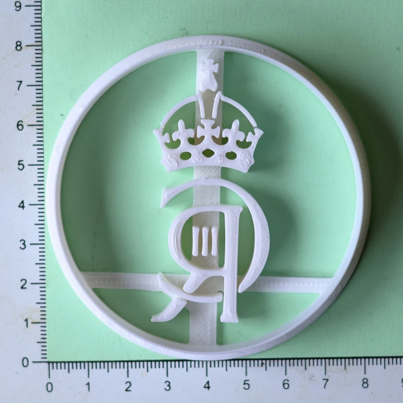 NOONCOOKIECUTTERS King Charles 3rd Royal cypher Cookie or fondant Cutter | etsy.com