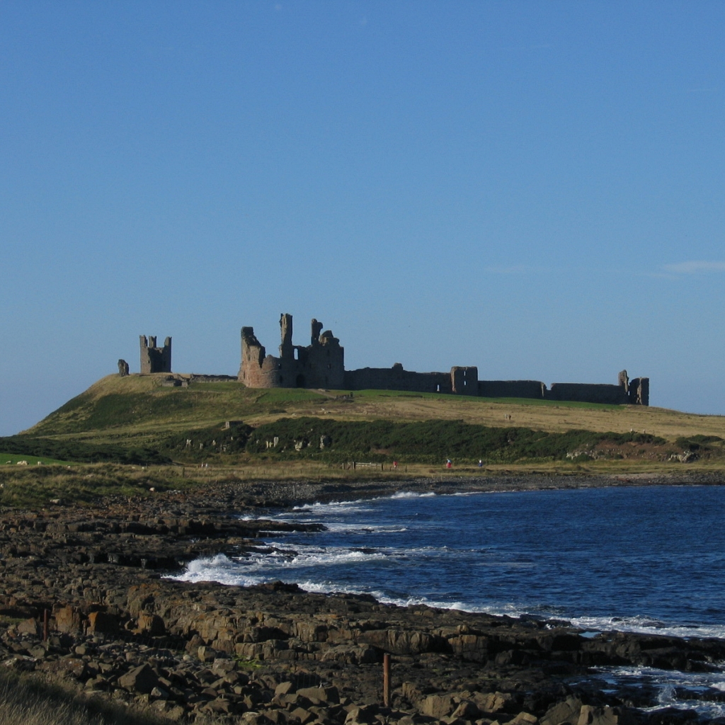 Dunstanburgh Castle © essentially-england.com