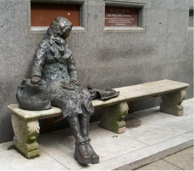 Liverpool and the Beatles: Eleanor Rigby Statue