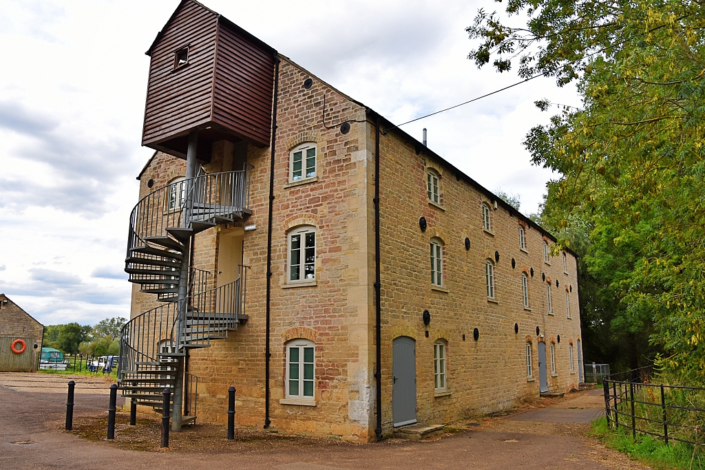 Eaglethorpe Watermill © essentially-england.com