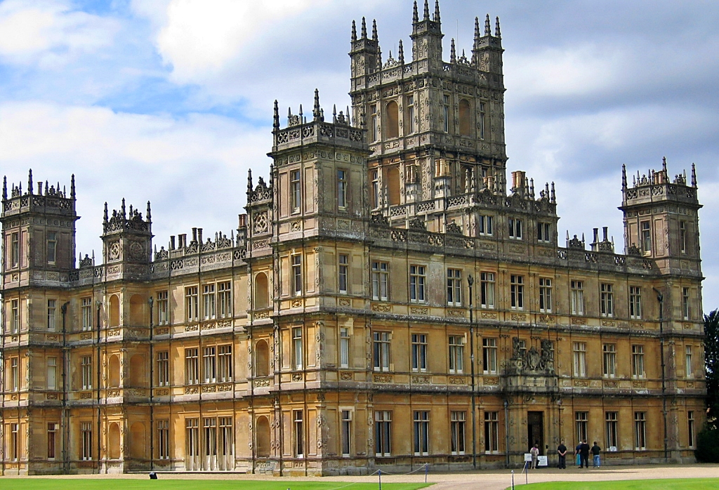 Downton Abbey, The Home of the Crawley Family © essentially-england.com