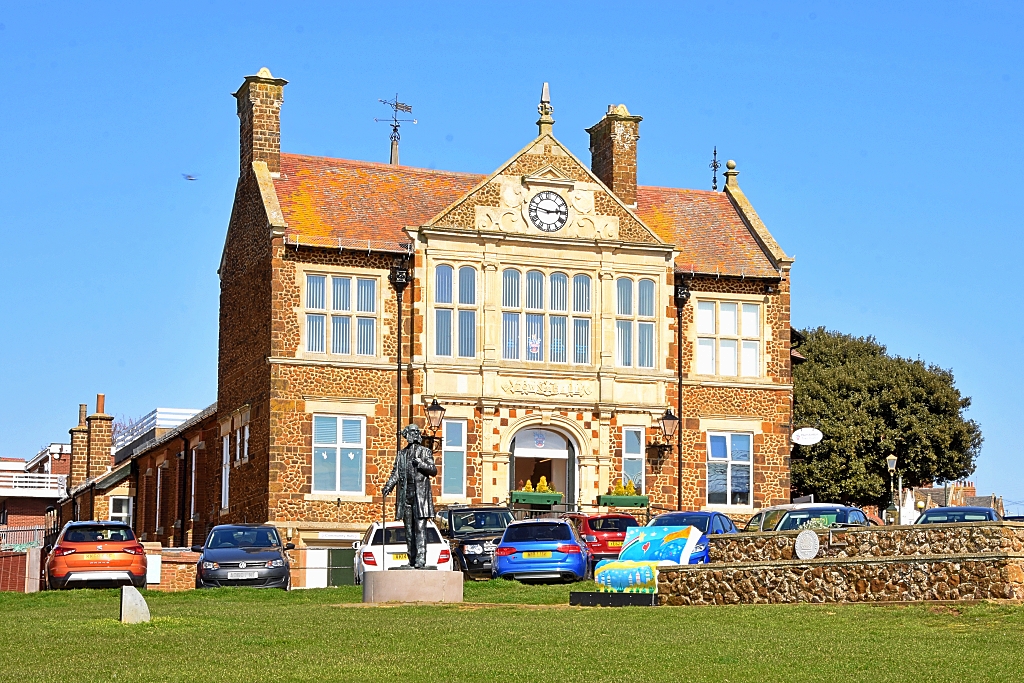 Henry L'Strange Statue in Front of the Town Hall