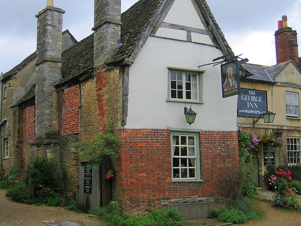The George Inn in Lacock  © essentially-england.com