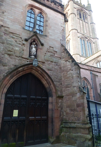 St. Laurence's Church Entrance © essentially-england.com