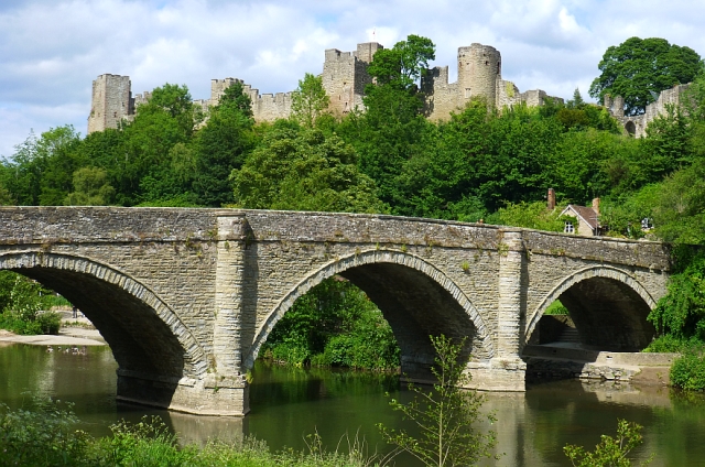 Beautiful View from the Bread Walk over Dinham Bridge to Ludlow Castle © essentially-england.com