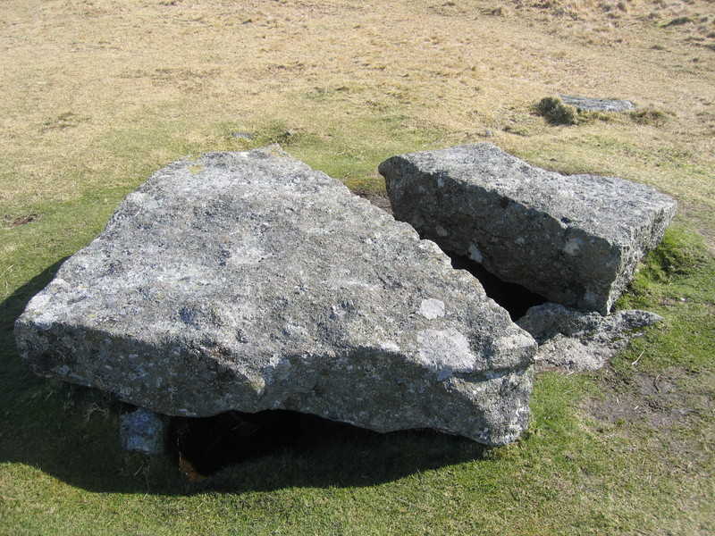 Prehistoric Kist at Merrivale, Devon © essentially-england.com