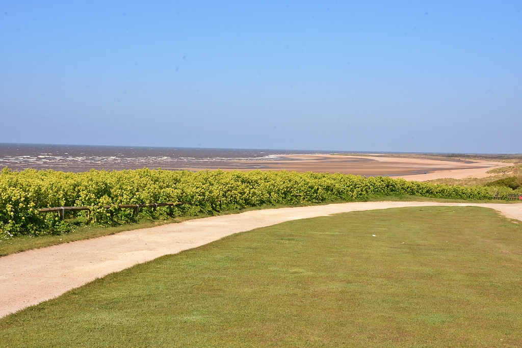 View to Old Hunstanton Beach from the Cliff Top Carpark © essentially-england.com