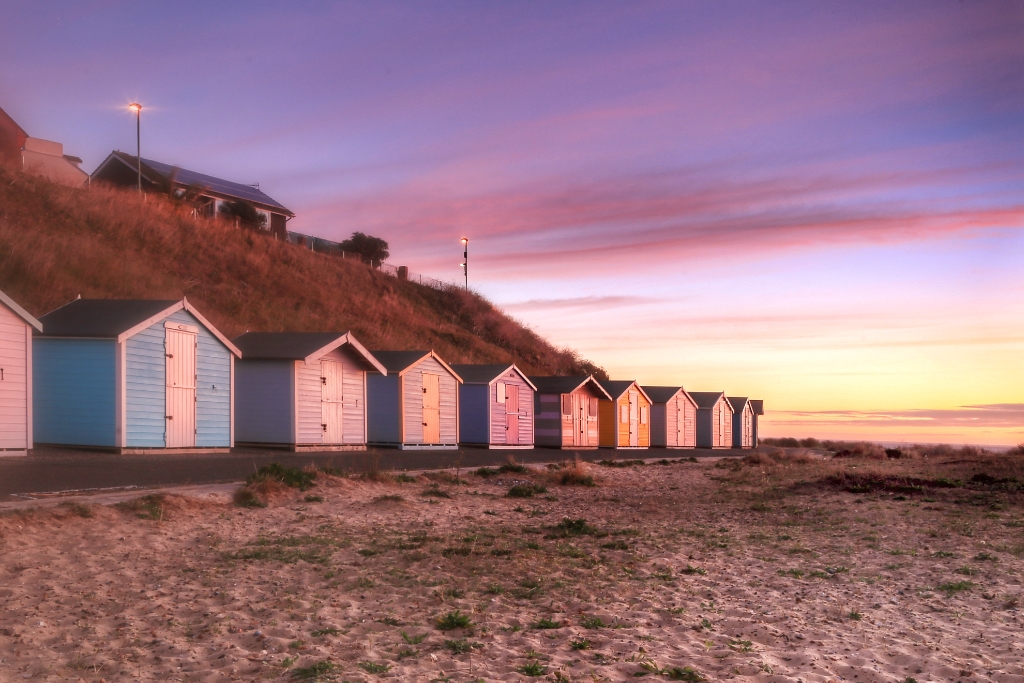 Sunrise at Pakefield Beach © Brendan Allis | Getty Images canva.com