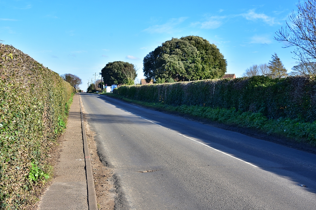 The Road back to Wells-next-the-Sea © essentially-england.com