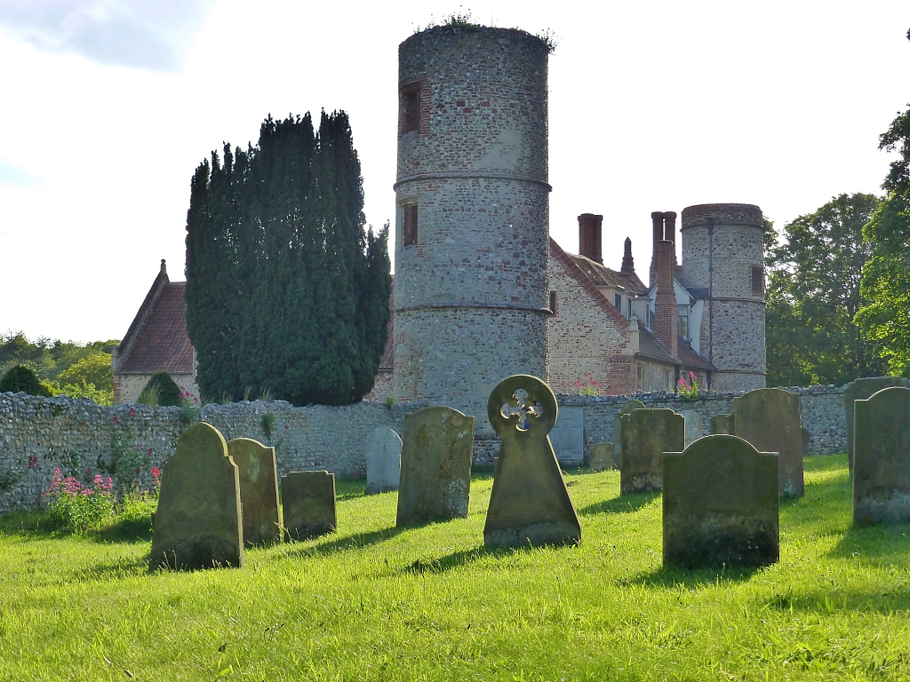 Stiffkey Church Graveyard © essentially-england.com