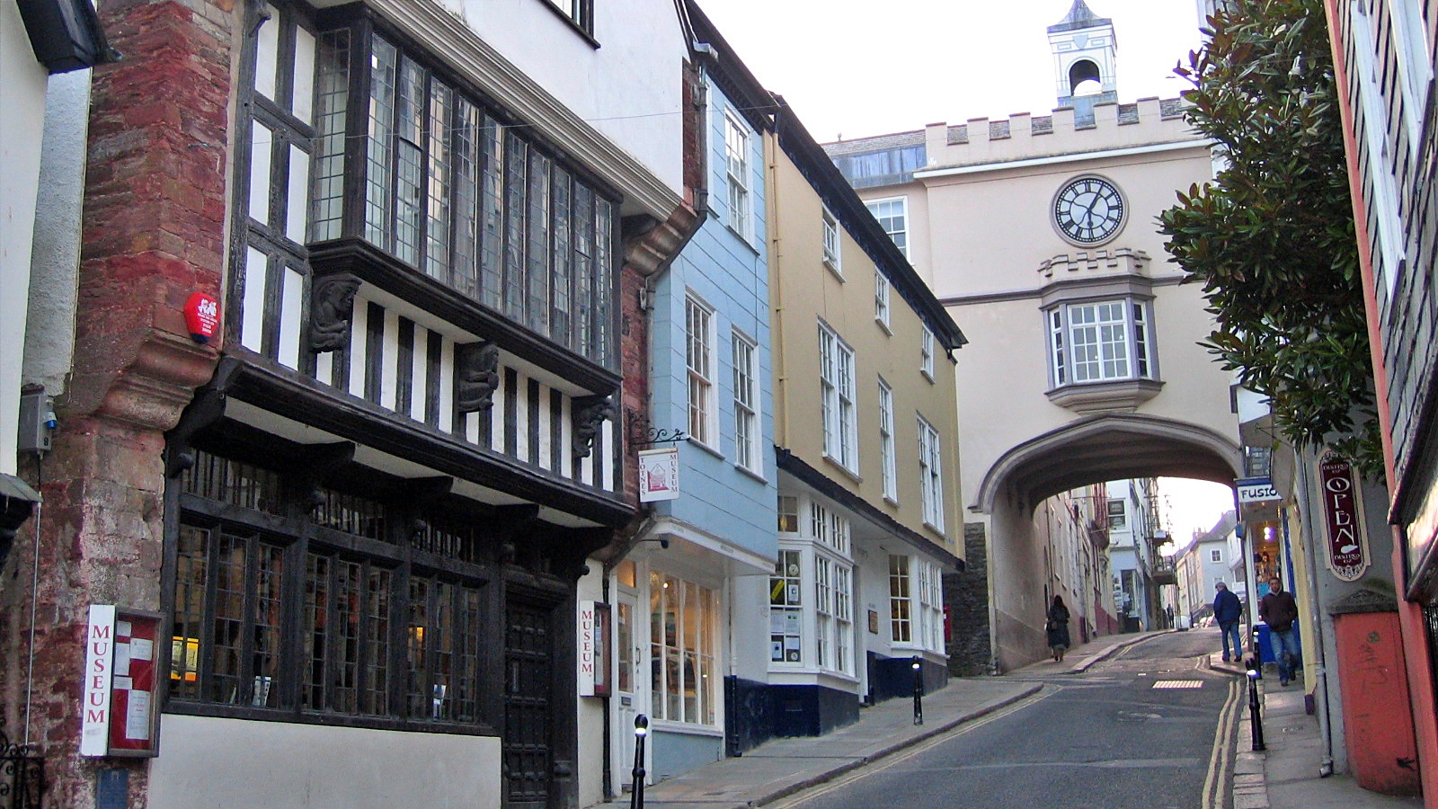 Totnes Street Scene