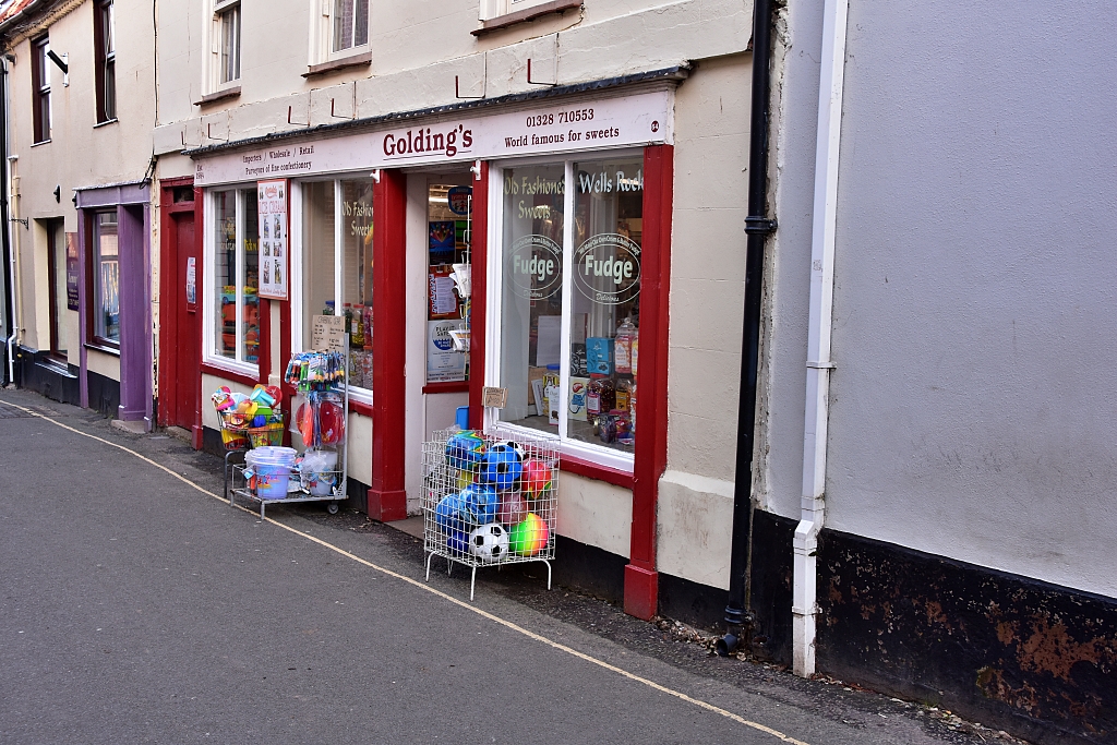 Straithe Street in Wells-next-the-Sea © essentially-england.com