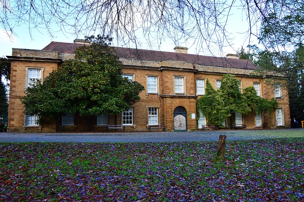 Abington Park Museum