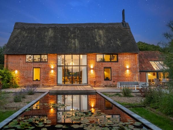 Holiday Cottages in Suffolk: Alexandra Barn, Sotterley | holidaycottages.co.uk