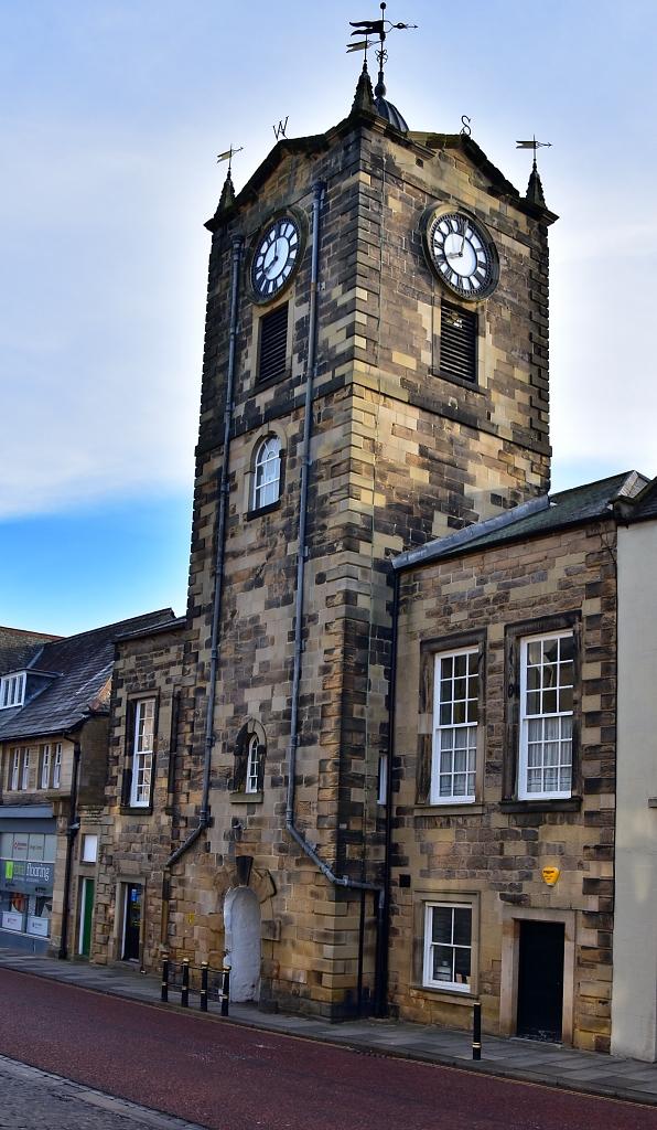 The Old Town Hall in Alnwick © essentially-england.com