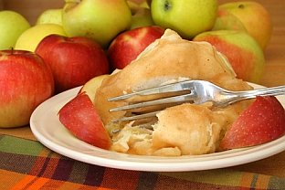 Apple Dumpling © Darren Fisher | dreamstime.com