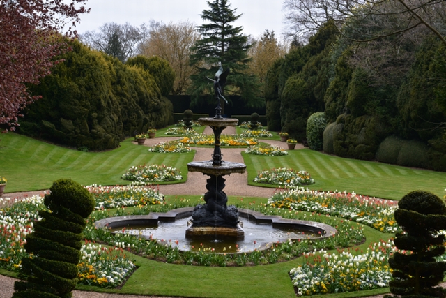 the dutch garden of ascott house on buckinghamshire bedfordshire border