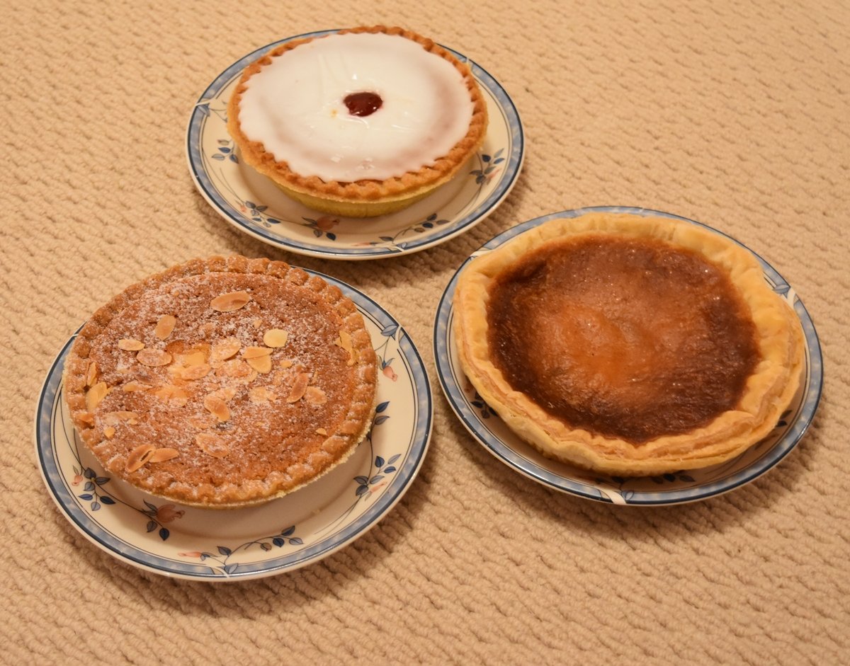 Bakewell Pudding & Bakewell Tart | &copy; essentially-england.com