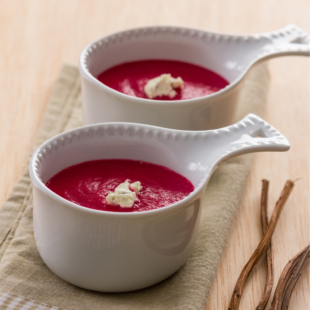 Beetroot Soup © Proformabooks | Getty Images canva.com