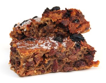 English desserts: Bread Pudding © Cenorman | Dreamstime.com