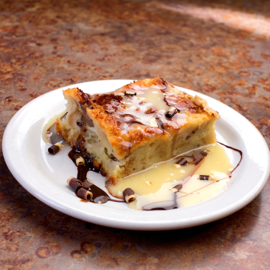 Bread Pudding &copy; grandriver | Getty Images canva.com