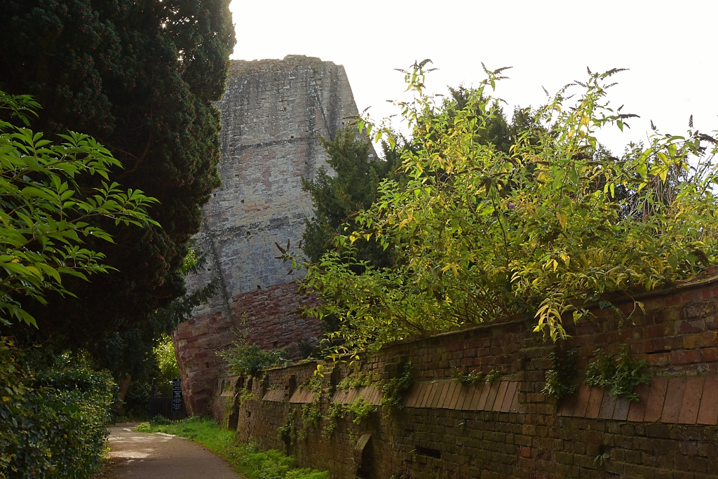 Bridgnorth Castle Keep Ruins © essentially-england.com