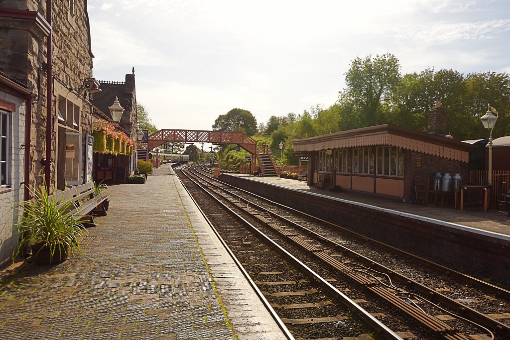 Bridgnorth Station on the Severn Valley Railway © essentially-england.com