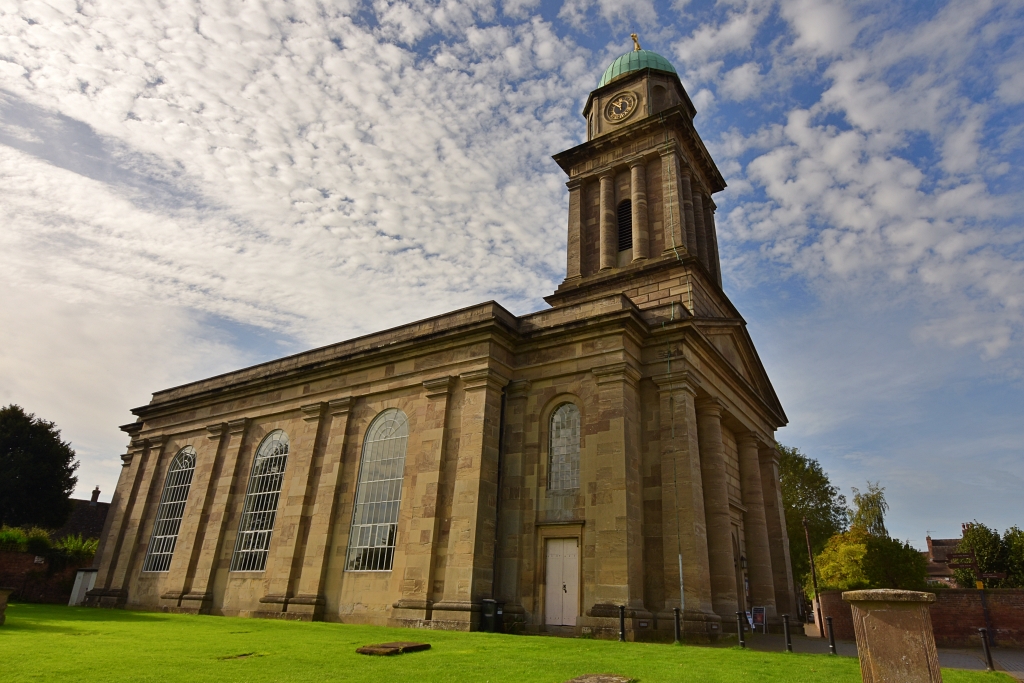 St. Mary's Church in Bridgnorth © essentially-england.com