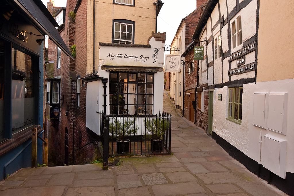 Waterloo Terrace in Bridgnorth © essentially-england.com