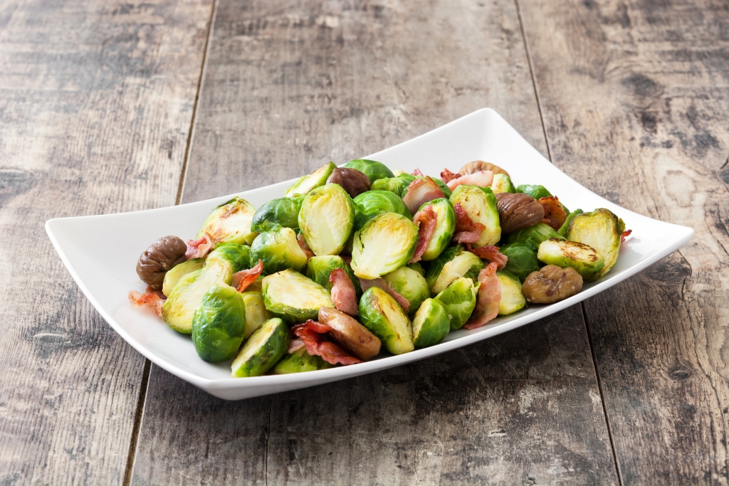 Brussels Sprouts and Chestnuts © etorres | Getty Images canva.com