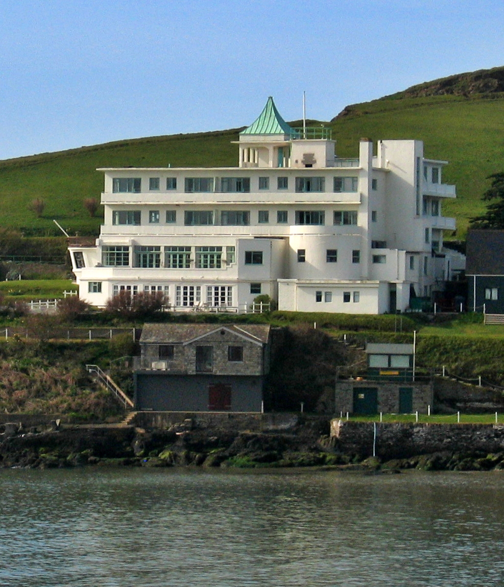 Burgh Island Hotel © essentially-england.com