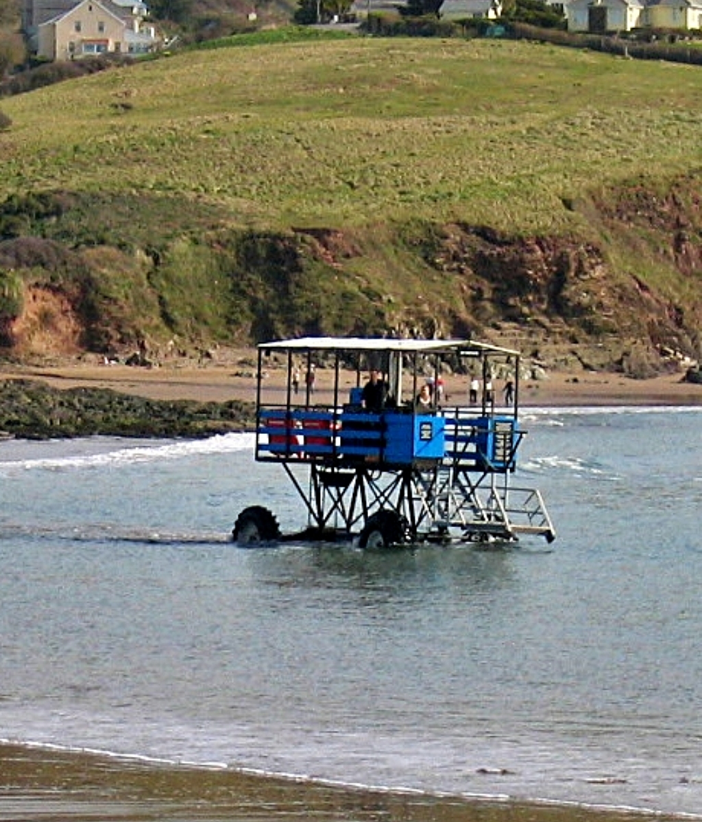 Burgh Island Sea Tractor © essentially-england.com