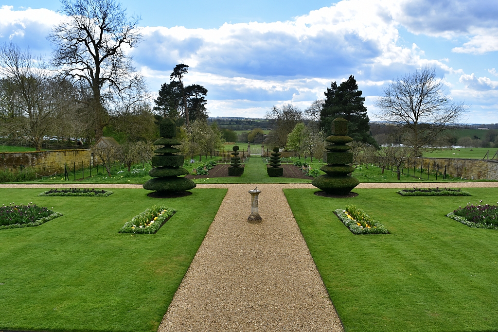 Canons Ashby House Gardens