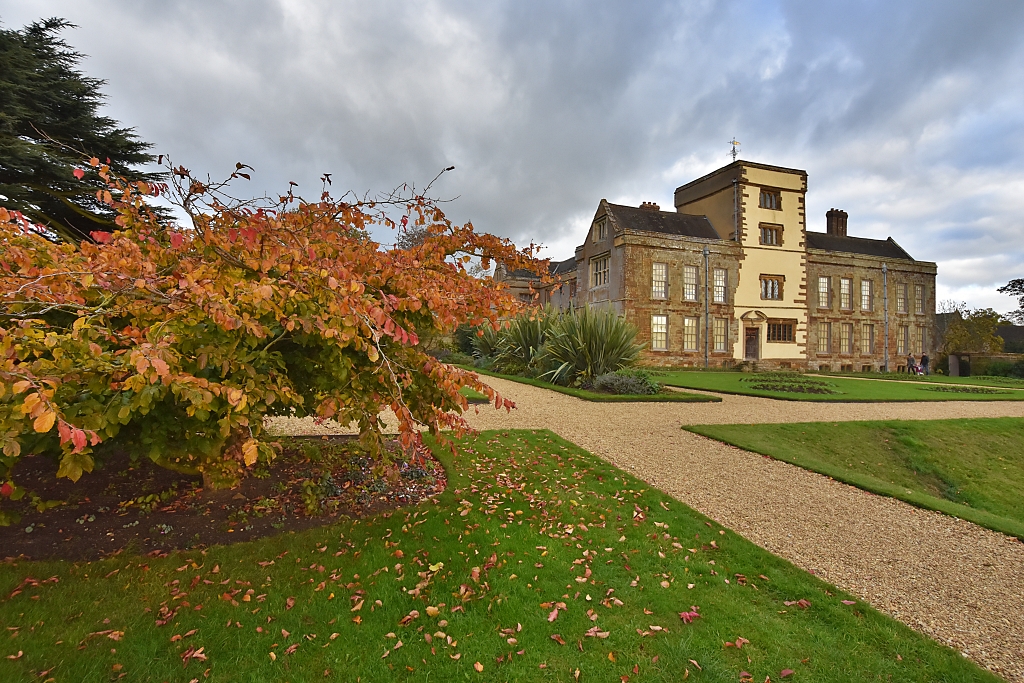 Canons Ashby House from the Gardens