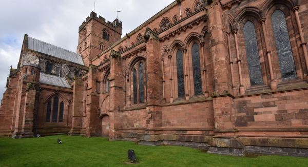 Carlisle Cathedral &copy; essentially-england.com