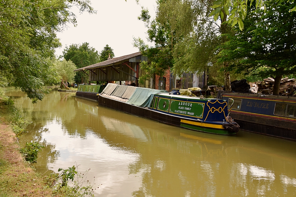 Clattercote Wharf on the Oxford Canal © essentially-england.com