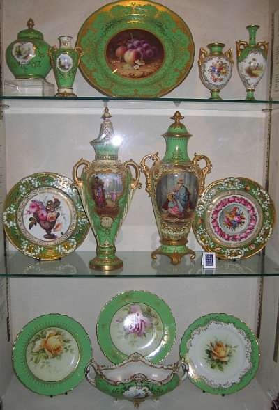 China Display &copy; essentially-england.com