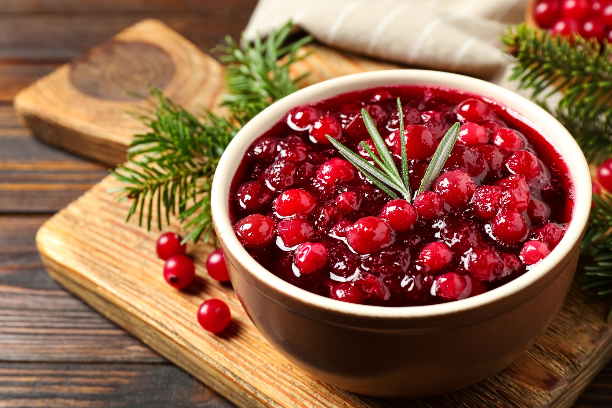 Cranberry Sauce &copy; belchonock | 123RF.com