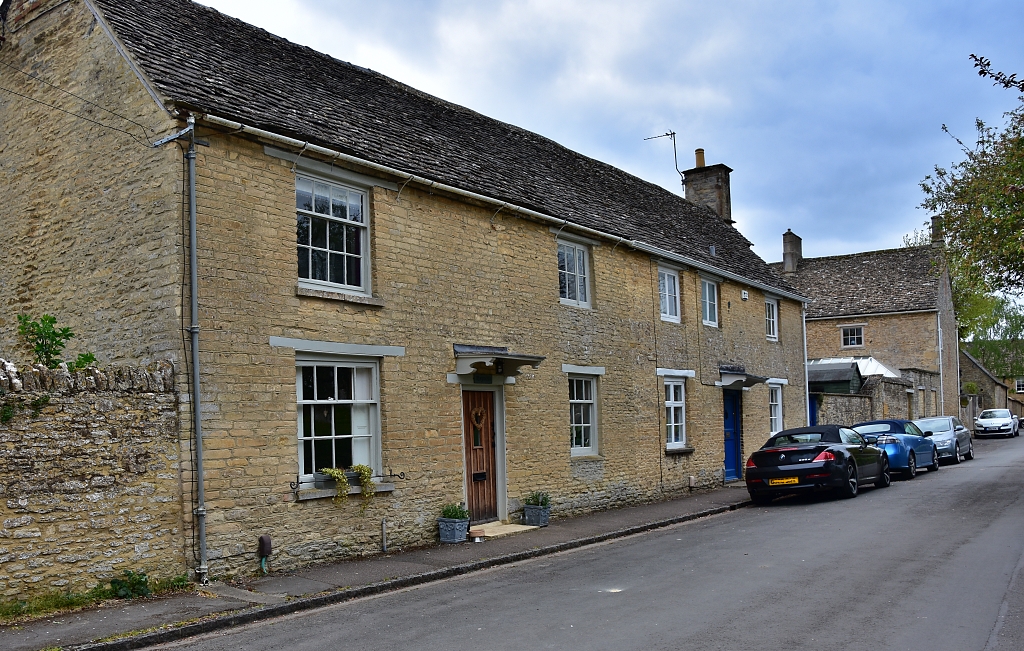 The Grantham Arms and Lamont's Poultry Merchant in Downton Abbey Village © essentially-england.com