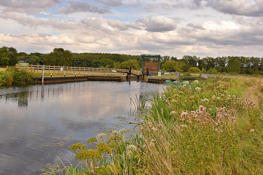 River Nene Guillotine Lock