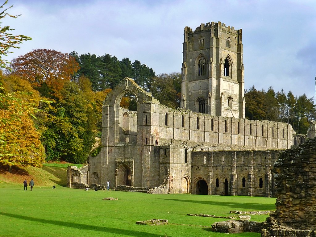 Fountains Abbey Ruins in Glorious Autumn Sunshine