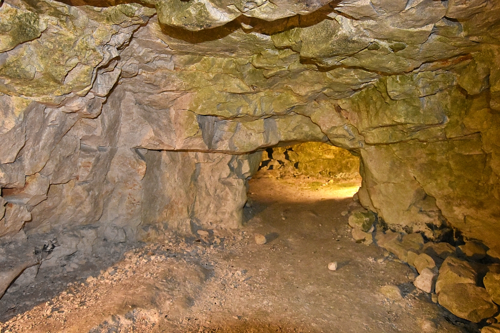 Gallery in Pit 1 at Grime's Graves  © essentially-england.com