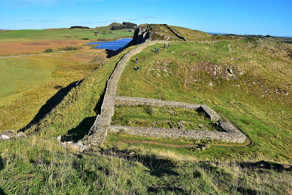 Hadrian's Wall Near Sycamore Gap © essentially-england.com
